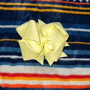 EUC Yellow dazzle small bow